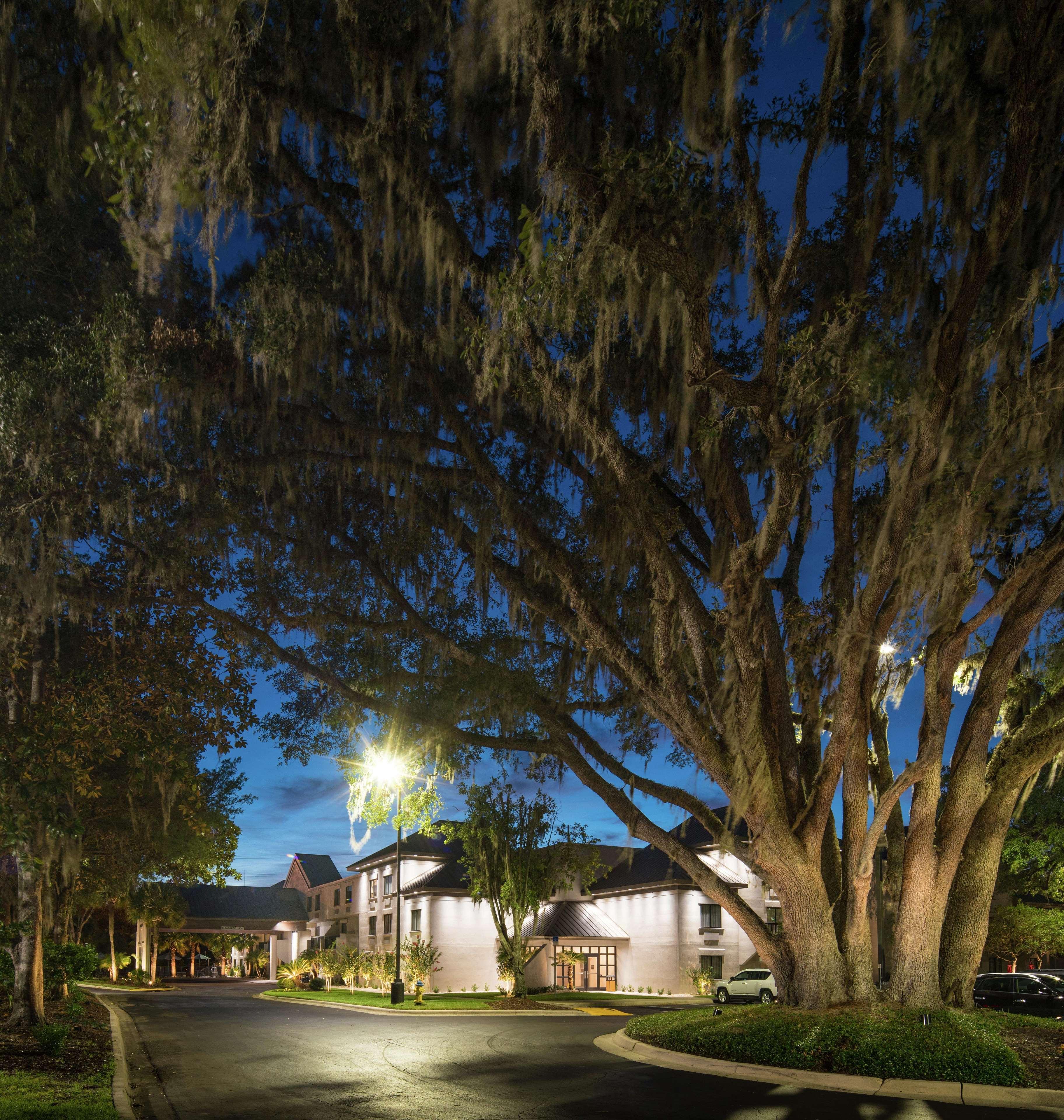 Doubletree By Hilton Gainesville Exterior foto