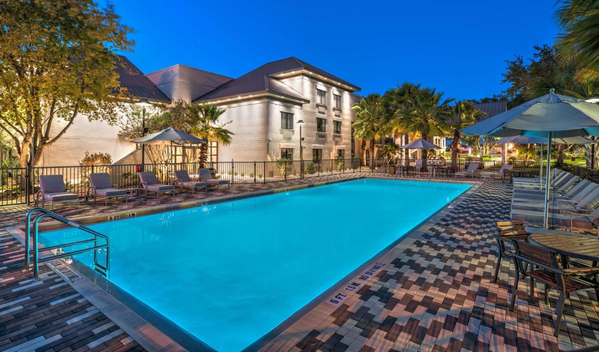 Doubletree By Hilton Gainesville Exterior foto